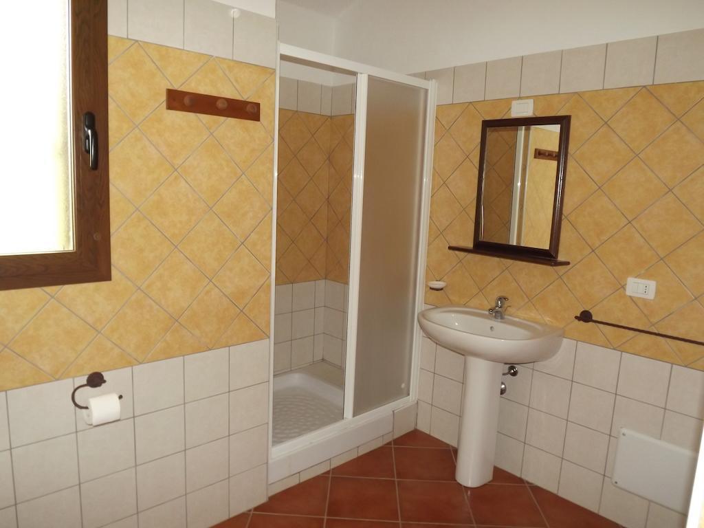 דירות סנטה מריה נברזה Yellon House חדר תמונה