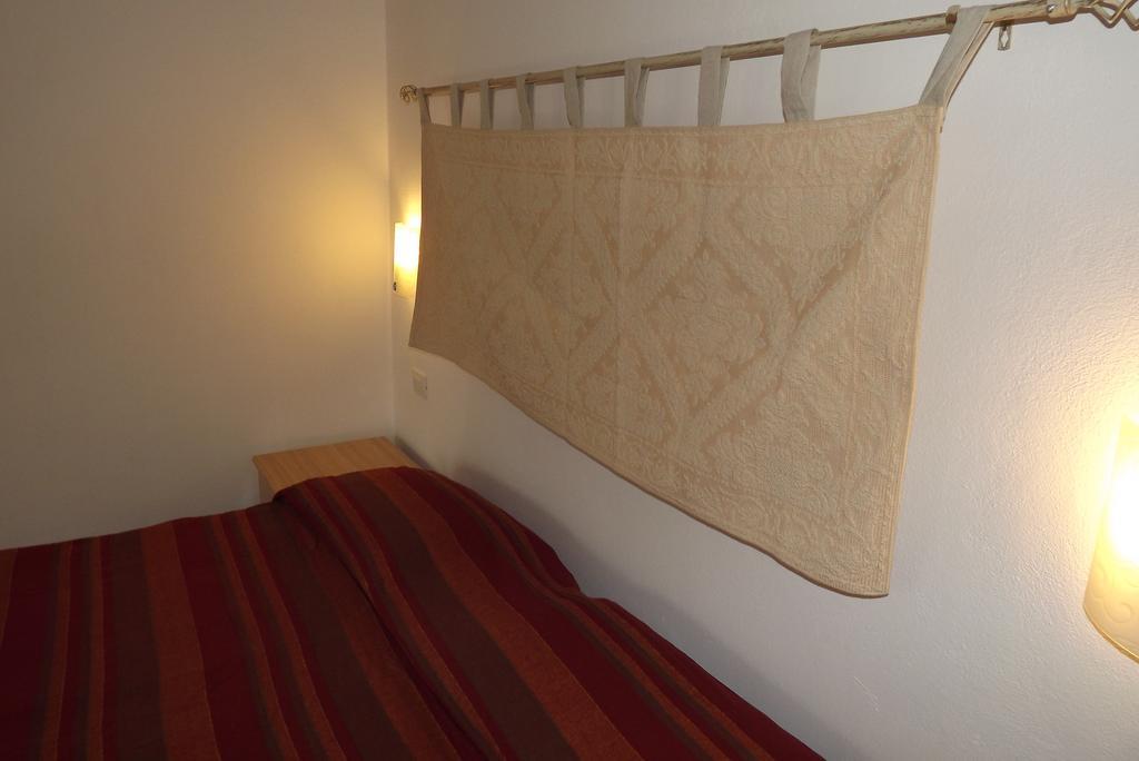 דירות סנטה מריה נברזה Yellon House מראה חיצוני תמונה
