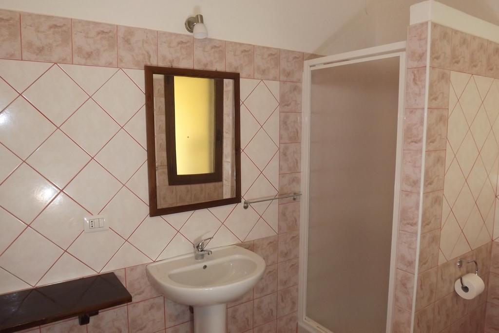 דירות סנטה מריה נברזה Yellon House מראה חיצוני תמונה